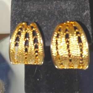 1980s Filigree half hoop earrings gold tone